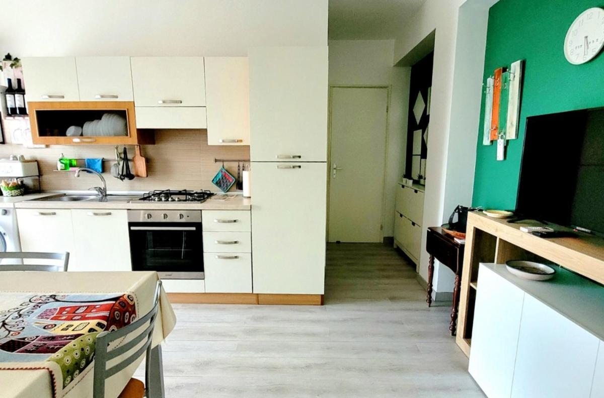 La casa di Giada Apartment Calatabiano Luaran gambar