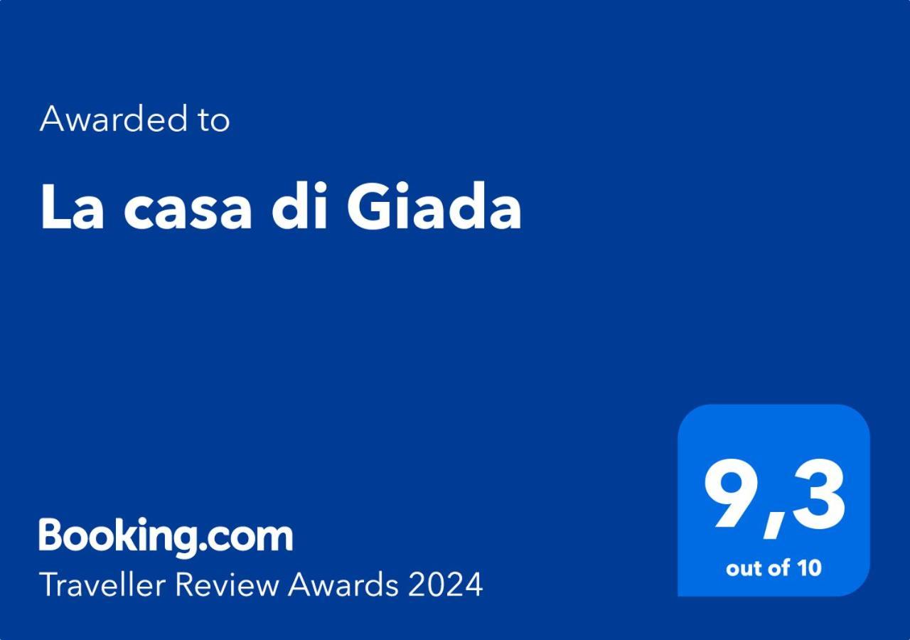 La casa di Giada Apartment Calatabiano Luaran gambar